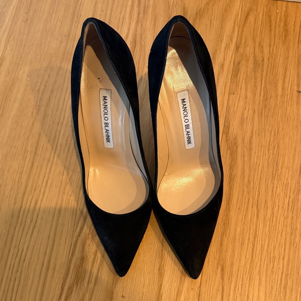 Manolo Blahnik Classic Black Heels